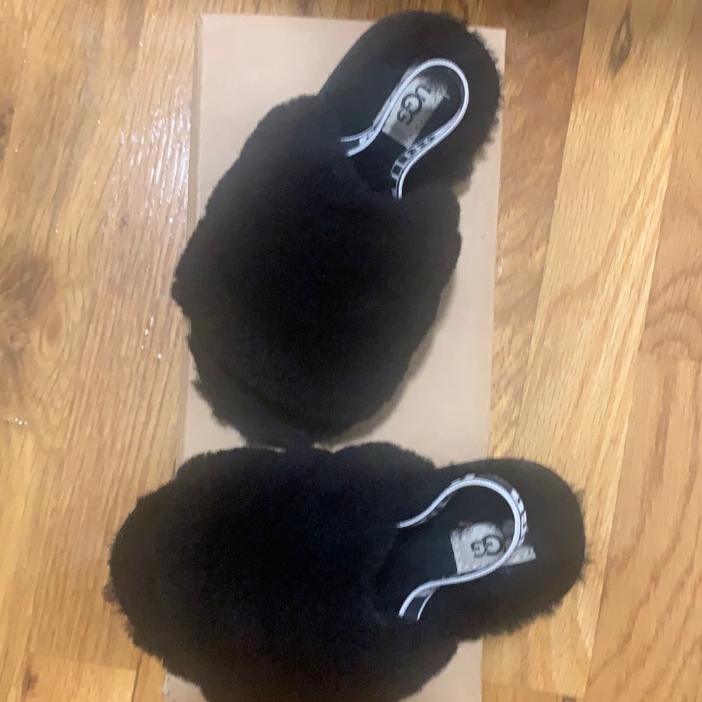 Ugg toddler slide slippers